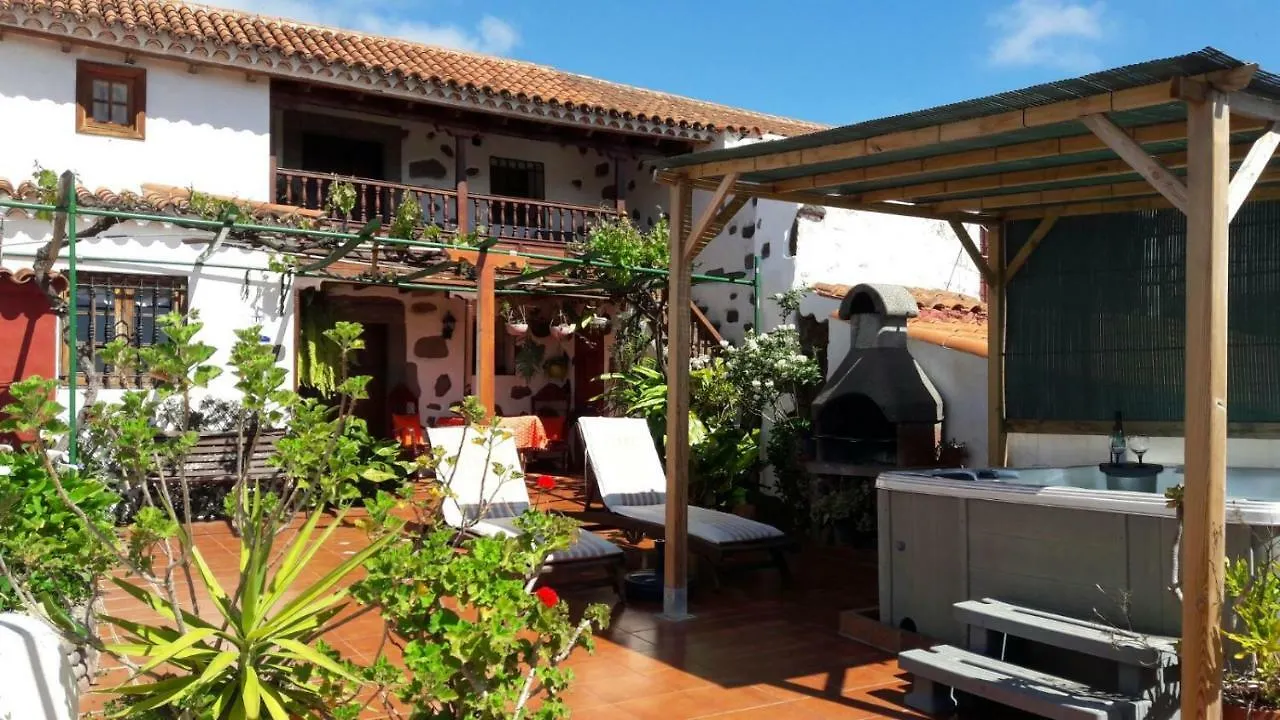 Casa Rural Guiniguada Santa Brigida  Holiday home Santa Brigida (Gran Canaria)